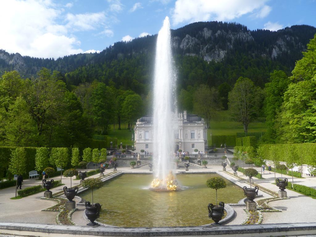 Gasthof Zum Rassen Hotell Garmisch-Partenkirchen Exteriör bild
